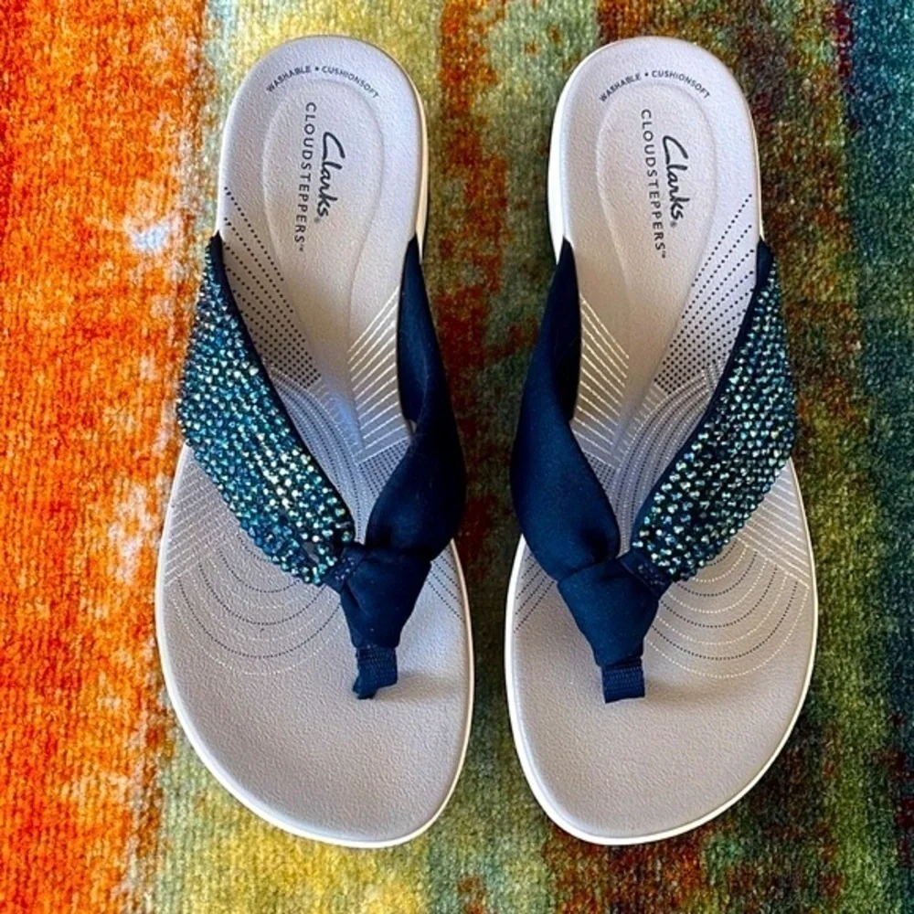 Brand Clarks Cloudsteppers Thong Sandals Custom Blue w/ Beaded Crystals Sparkly